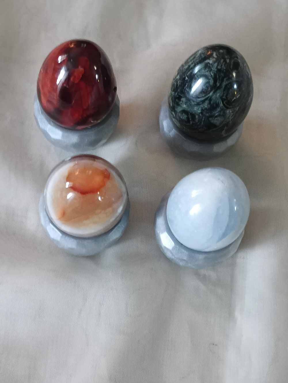 Natural Hand Carved Polished Agate Stone Eggs 1 Piece